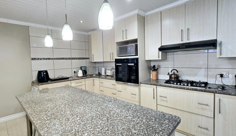 3 Bedroom Property for Sale in Monte Christo Western Cape